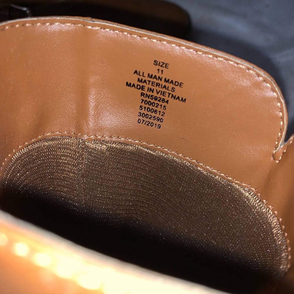 Boots - Picture 2 of 3